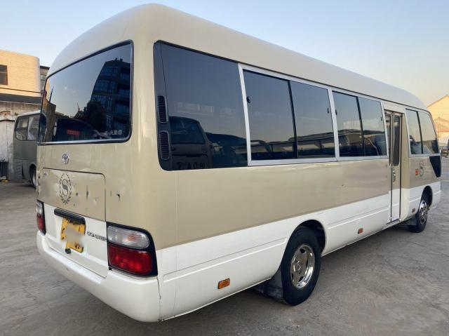 Toyota Coaster Mini Bus 23seat 2.7L Manual Gearbox 2TR Coaster Buses Euro III
