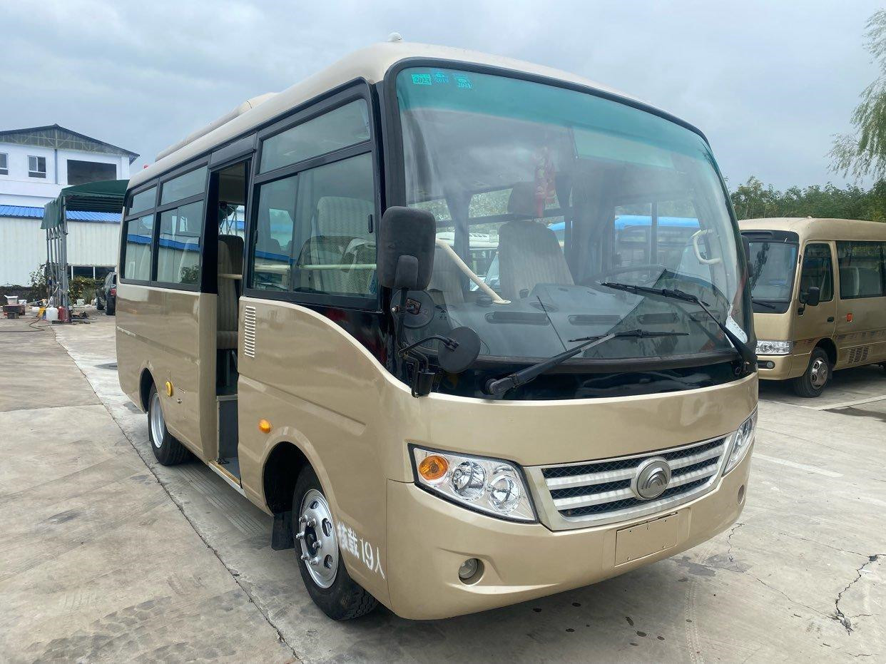 Zk6608d Used Mini Bus Yuchai Engine 85kw Yutong Coach Euro IV Left Hand ...
