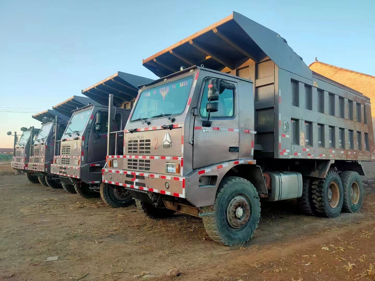 HOWO Mining Dump Truck With 80 120 Tons Second Hand Truck For Sale