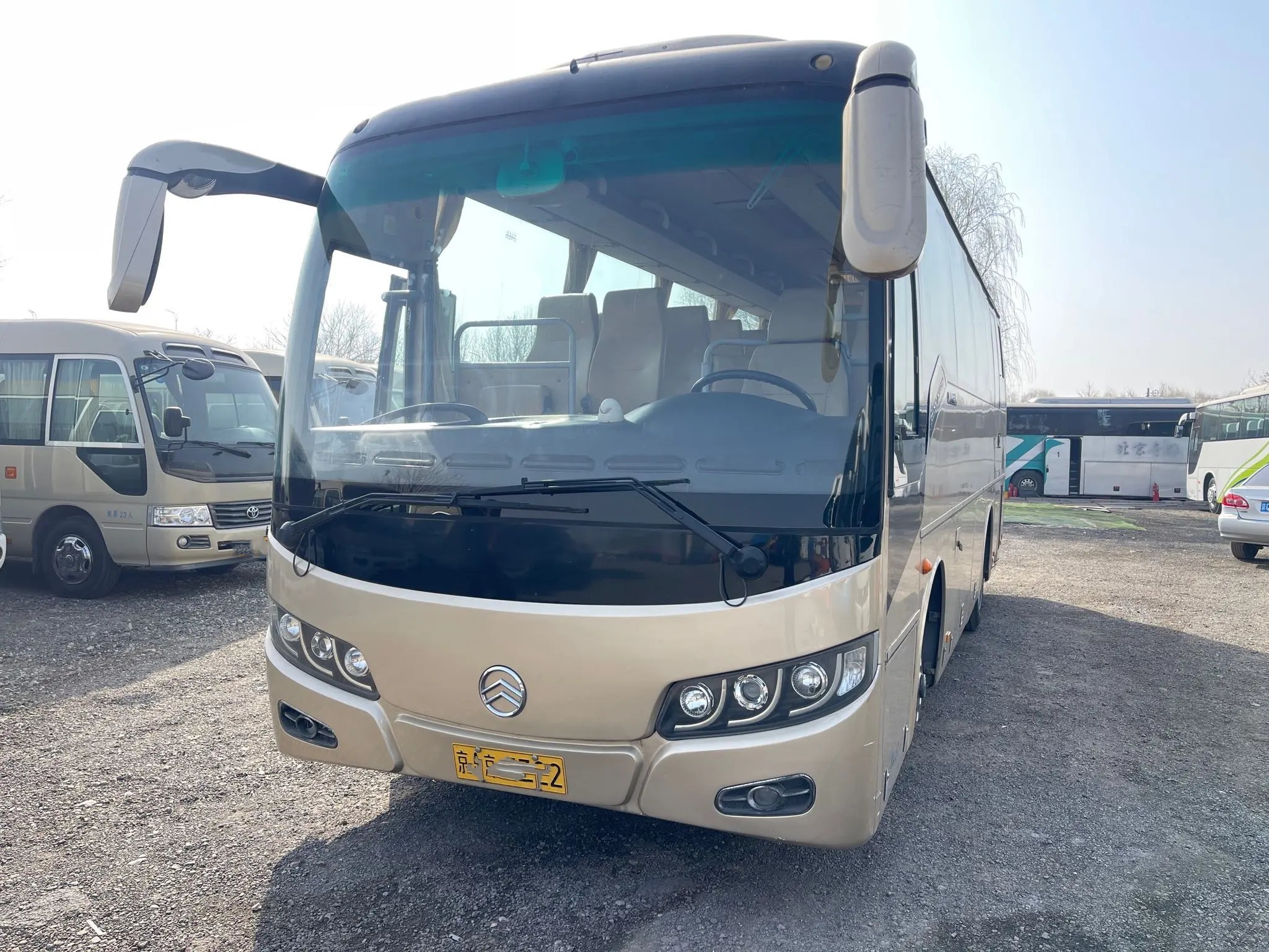 Coach Rear Old Coach Bus 37 Seats Manual Transmission LHD Rear Engine Used Golden ...