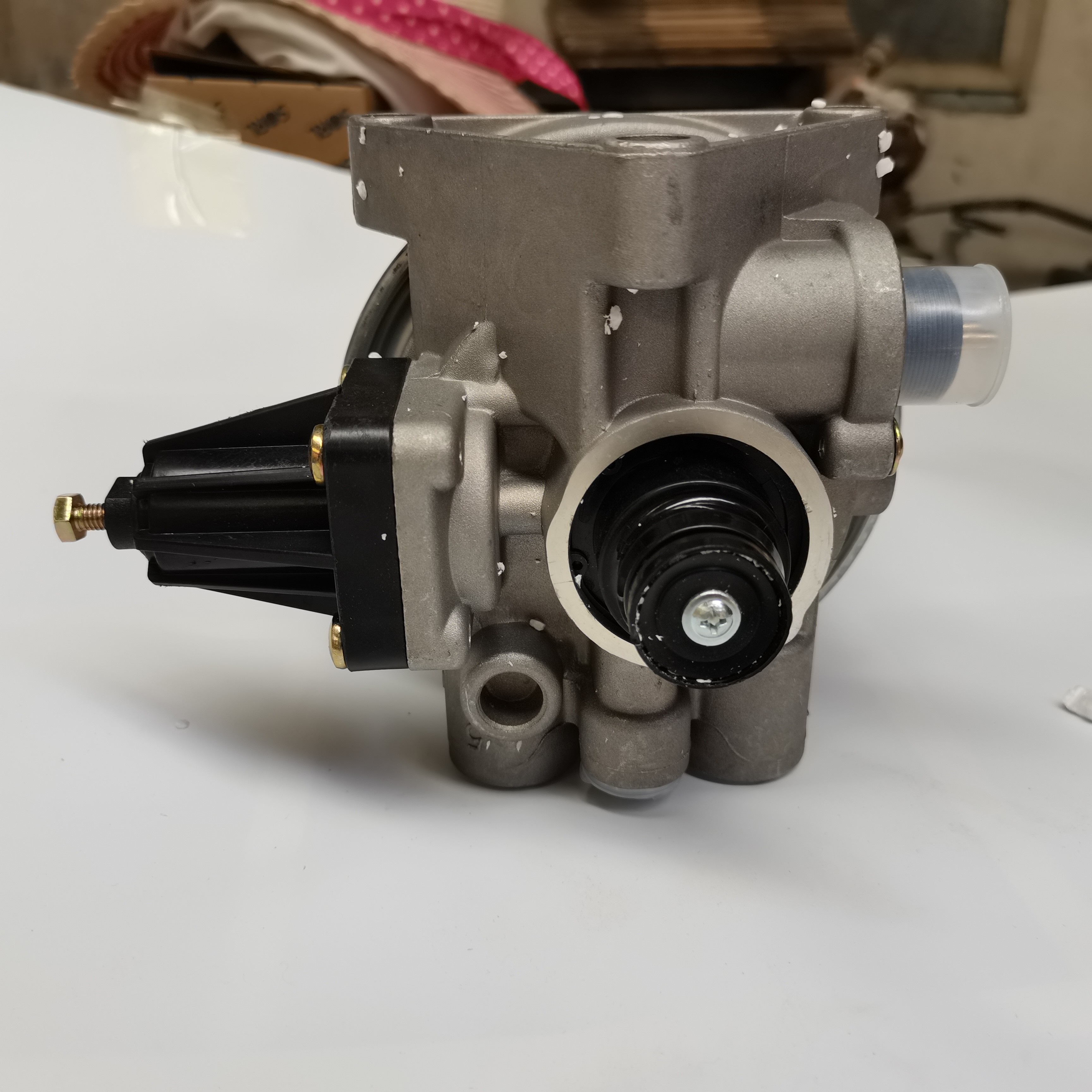 Sinotruck Truck Spare Part Air System Protector Original WABCO ...
