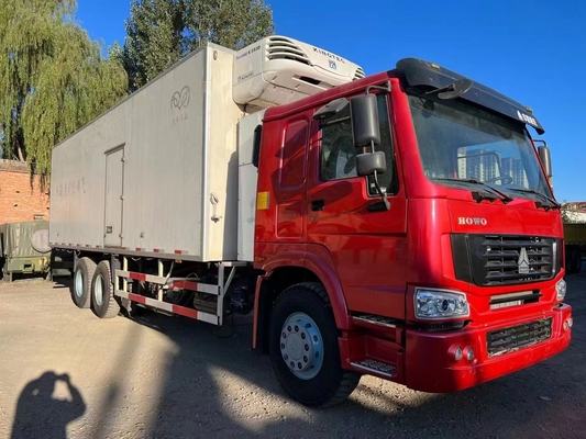 HOWO Refrigerated Truck 290hp Mechanical Engine Fast 9 Gear Gearbox 600km