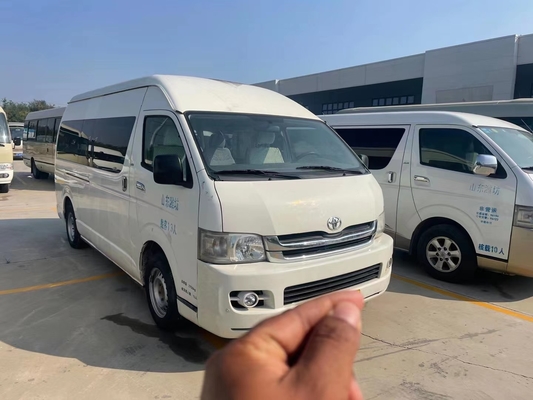 2017 Year 13 Seats Used Toyota Hiace Mini Bus With Front Engine Manual Transmission