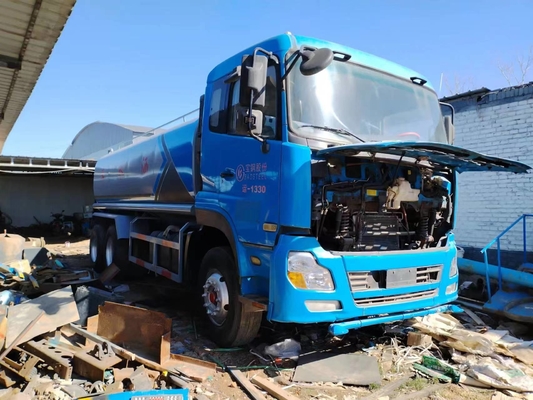 Sprinkler Truck Cummins Engine Used Water Tank Truck 20m³ Used Tanker Trucks