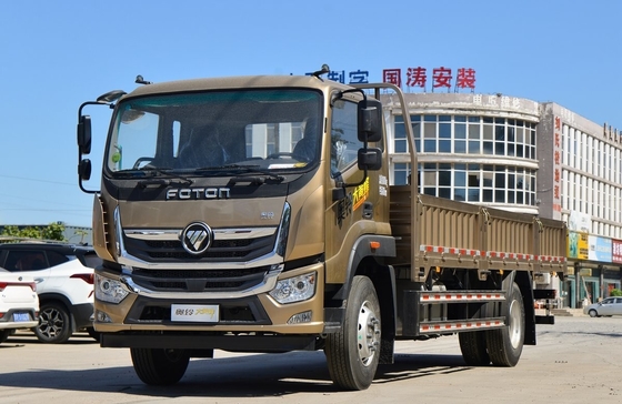 Middle Goods Foton Cargo Truck Single And Half Cab 6.8 Meters Diesel Engine