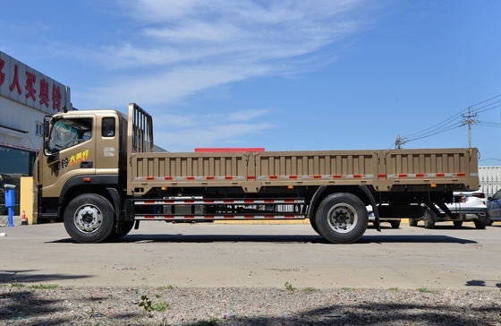 Middle Goods Foton Cargo Truck Single And Half Cab 6.8 Meters Diesel Engine