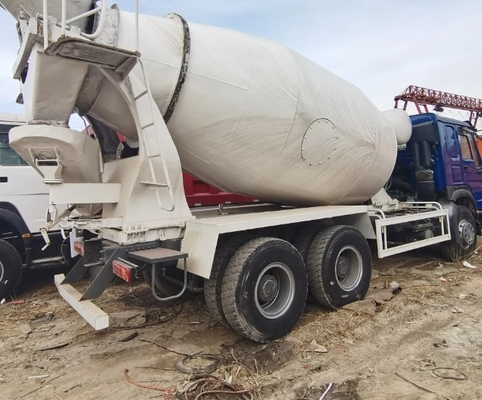 Lowest Price Mixing Mixer 10 Wheels HOWO 6X4 8cbm 9cbm 371HP Concrete Mixer Truck