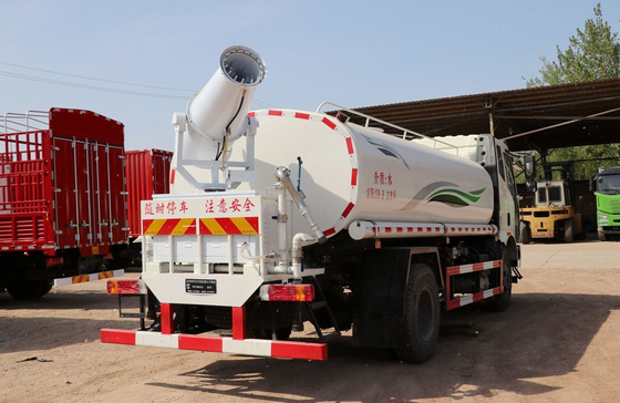 Truck Sprinkler 4500mm Wheelbase FAW J6L Water Tanker 11000 Liters Manual Transmission