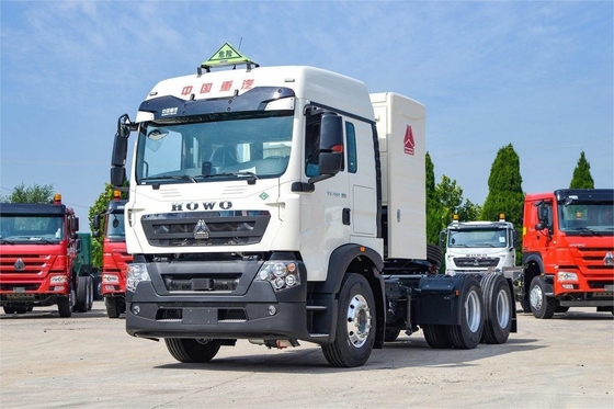 HOWO Heavy Truck 460HP 6X4 CNG Dangerous Goods Tractor National VI Rear Eight Wheels