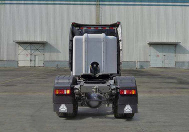 Sinotruck HOWO Used International Trucks , Used Semi Trailers With 4x2 Diesel Engine