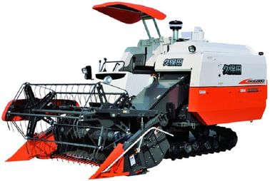 Used Kubota Wheat Combine Harvester Diesel Type 49.2Kw Reliable Performance