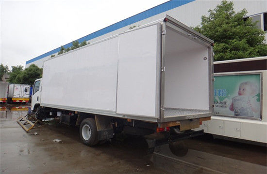 2790mm Diesel 98km/h Insulated Refrigerated Truck Multi-Model