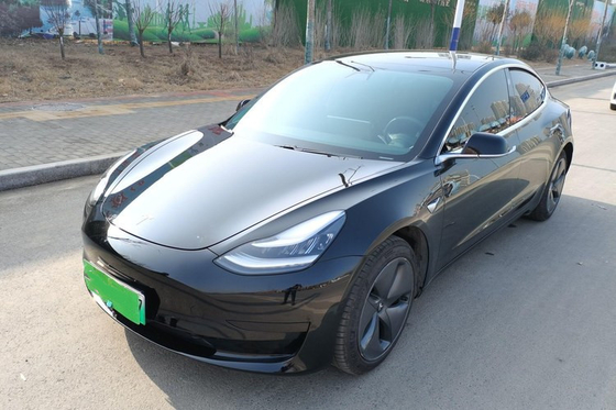 New Energy Battery Power Clean Energy High Speed 225km/H Electric Car